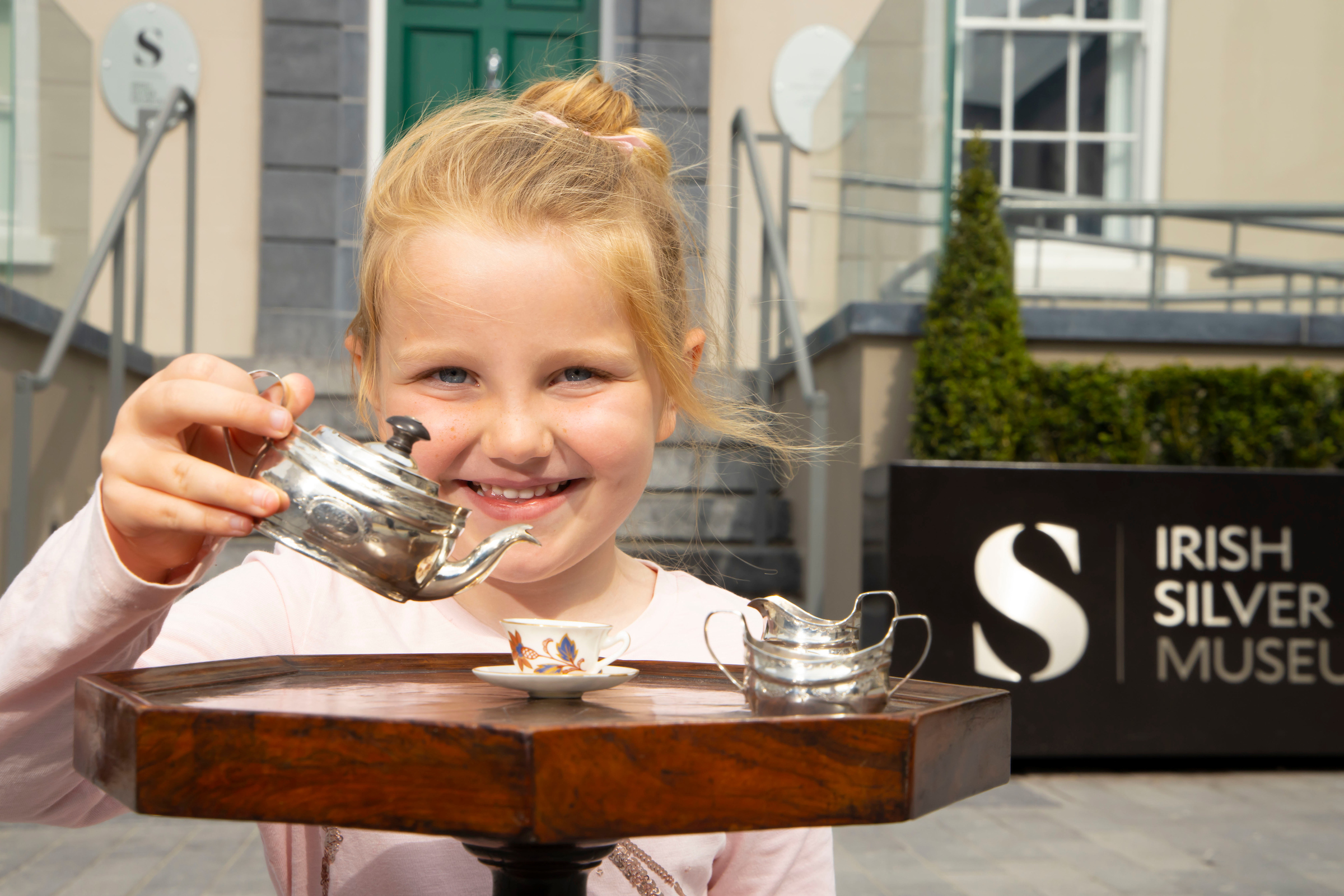 Pictured at the spectacular new Irish Silver Museum is the first visitor to the museum, Pearla Harper from Tramore (age 5). The museum is home to one of the largest collections of Irish silver in the world and is officially opened today (June 24th) by Minister for Finance Paschal Donohoe.